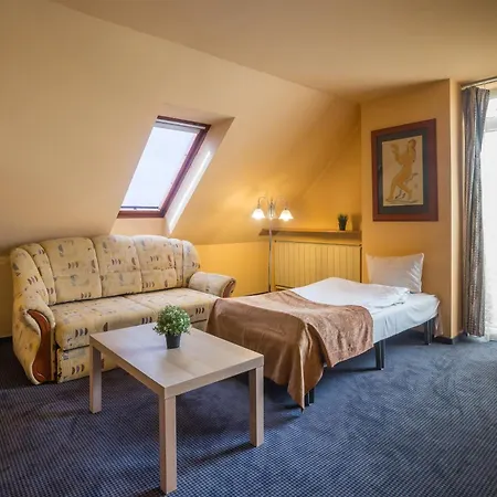 Hotel Luna Budapest Exterior photo